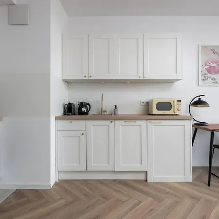 Mulberry Wiktoryn Apartment